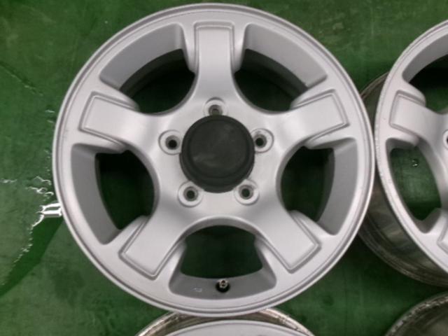Wheels only, genuine Suzuki parts.
Jimny genuine
Wheel