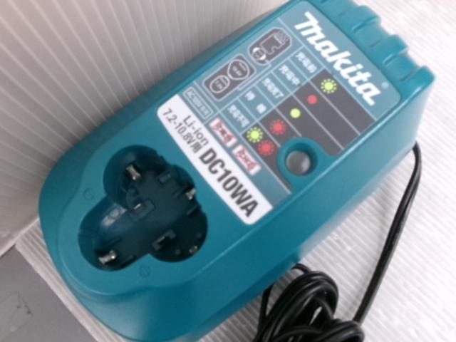 makita(マキタ) TD090D 10.8V充電式インパクトドライバ