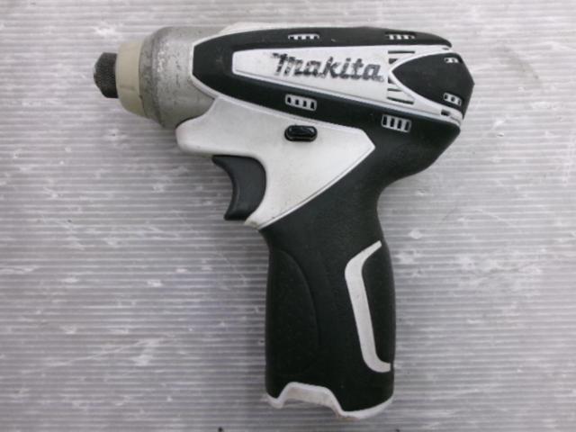 makita(マキタ) TD090D 10.8V充電式インパクトドライバ