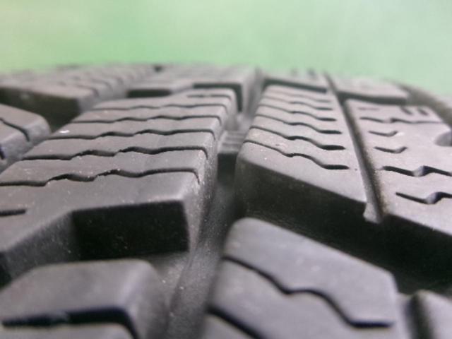 Bヤード weds(ウェッズ) ravrion LUMIERE+GOODYEAR ICENAVI7 165/65R14 79Q☆お買い得☆
