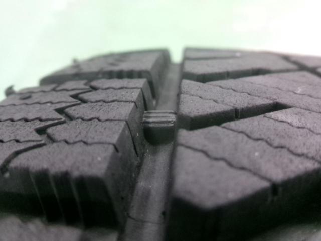 BRIDGESTONE(ブリヂストン) TOPRUN RD5+BRIDGESTONE BLIZZAK VRX2 175/70R14 84Q