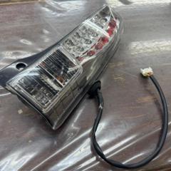 【三菱純正】H82W ekワゴン 純正 LED テールランプ 右側
