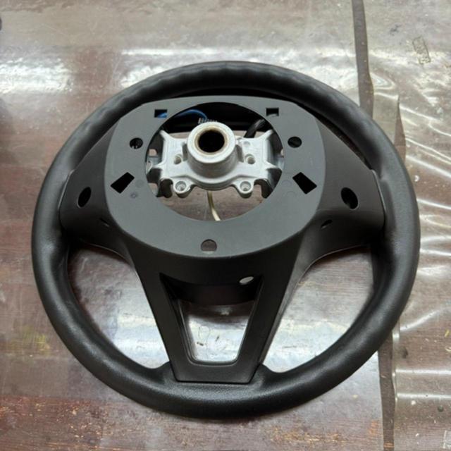 【スズキ純正】SUZUKI(スズキ) MK53S スペーシア純正ウレタンステアリングGS120-06750