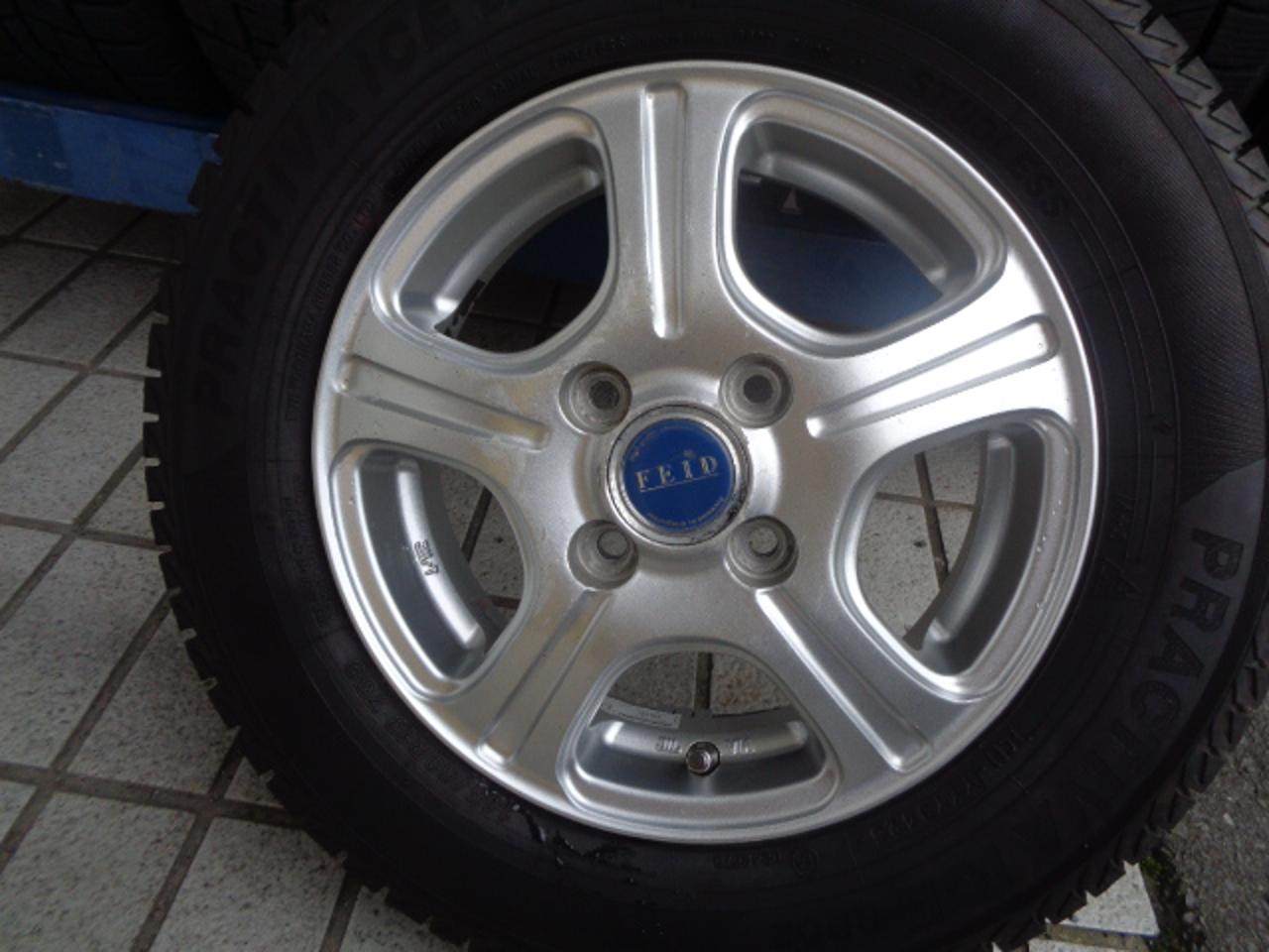 BRIDGESTONE FEID
NK5
(4HOLE)+Yellowhat
PRACTIVA
ICE
BP02