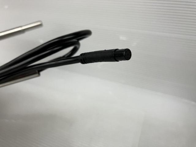 Unknown Manufacturer
9 inches headrest monitor