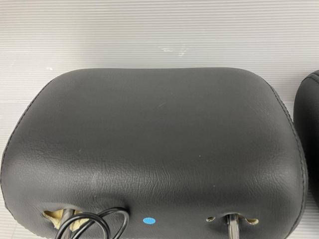 Unknown Manufacturer
7 inches headrest monitor