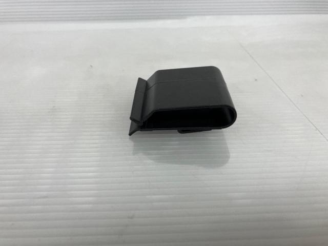 Brace
Hook-type trash can
VD-101