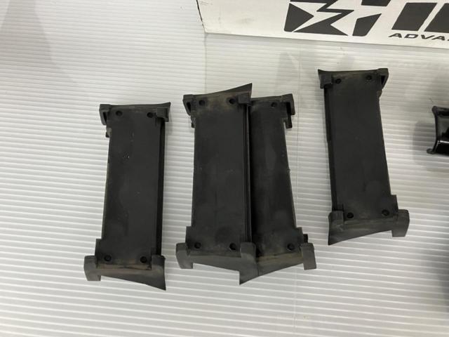 INNO TR186 取付フック 【タフト (LA900/910S) レール付 R2.6-】