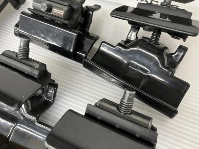 INNO TR186 取付フック 【タフト (LA900/910S) レール付 R2.6-】