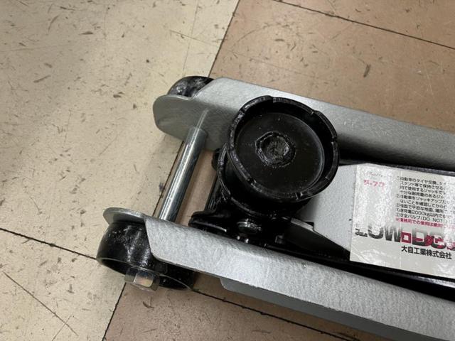 Meltec 油圧式ローダウンジャッキ 品番:F-70