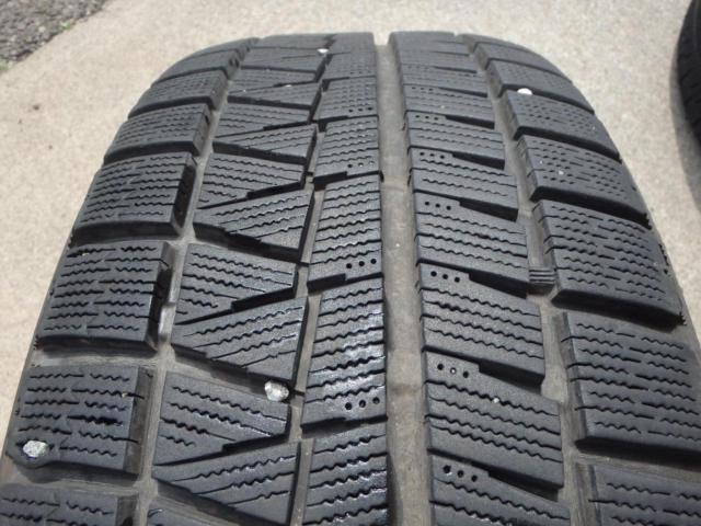 BRIDGESTONE ECO FORME CRS15+BRIDGESTONE ICEPARTNER 2  215/45R17 87Q
