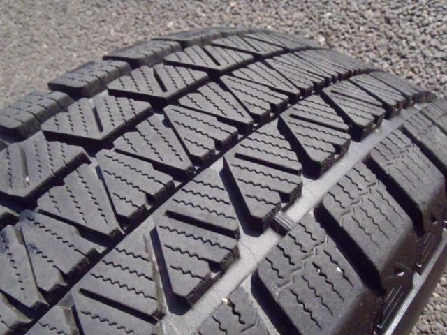 【黄】weds KEELER TACTICS+BRIDGESTONE BLIZZAK DM-V3 265/65R17 112Q