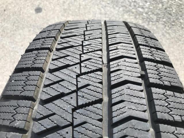 BRIDGESTONE FEID + BRIDGESTONE BLIZZAK VRX2 215/60R17 96Q