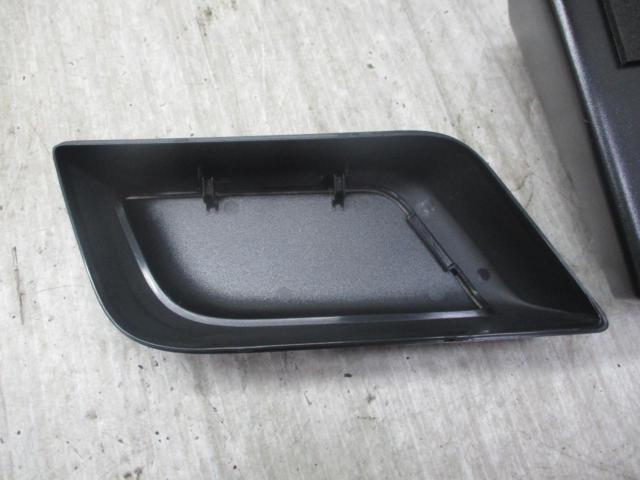T’z サイドBOXゴミ箱 運転席側【V9TZJF003】