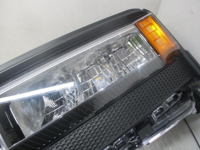 トヨタ純正 TRJ250 ランドクルーザー250純正 リフレクター式 LEDヘッドライト 【ICHIKOH 60-343】 (角目)
