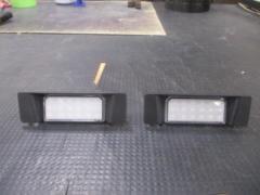 メーカー不明 LEDカーテシランプ