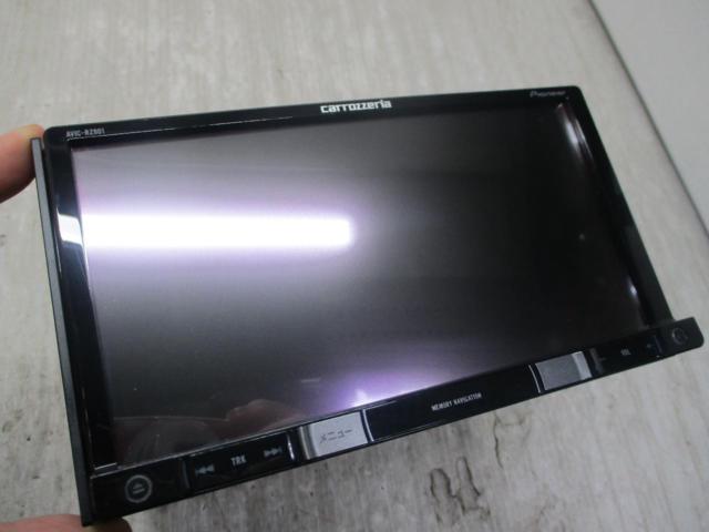 【TVアンテナセット付き♪】【Bluetooth対応♪】carrozzeria AVIC-RZ901-R 7インチ フルセグメモリーナビ 2018年モデル