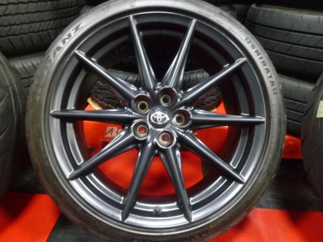 トヨタ純正 ZN8 GR86 RZグレード 純正アルミ + SHIBATIRE RYDANZ REVMAX R23
