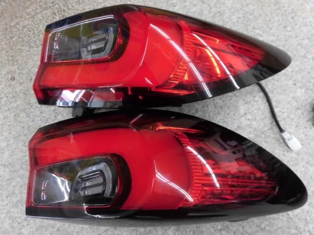 【マツダ純正】CX-60 KH系 テールレンズ一式