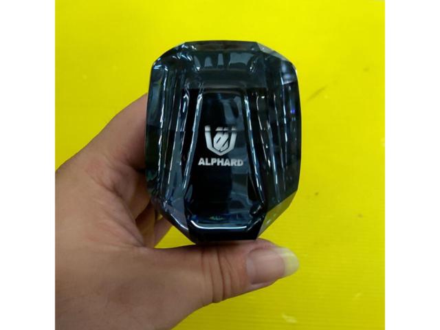 【メーカー不明】アルファード ロゴ発光シフトノブ