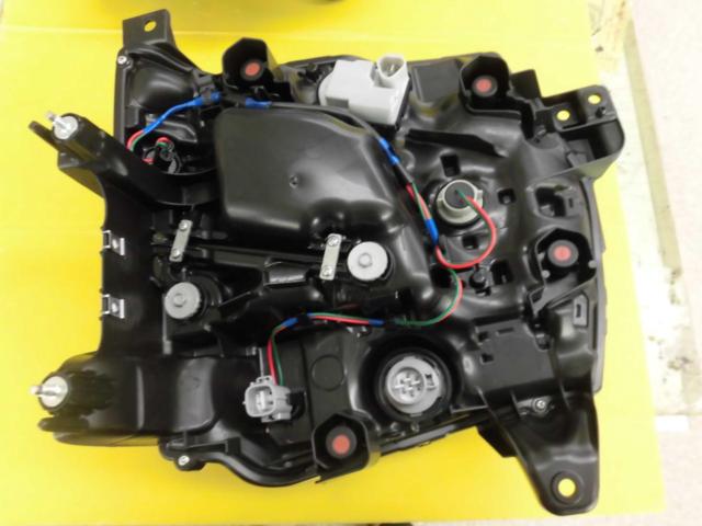 【SUZUKI 】キャリィ/DA16T 純正 ヘッドライト KOITO 100-593FT インナーブラック 2609095