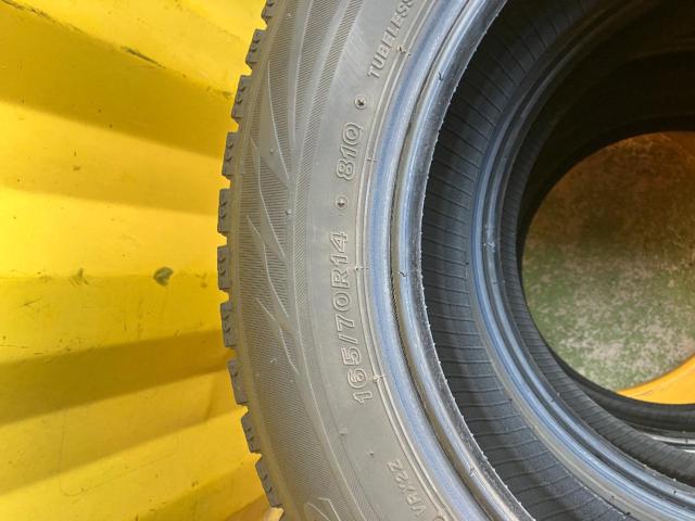 BRIDGESTONE BLIZZAK
VRX2