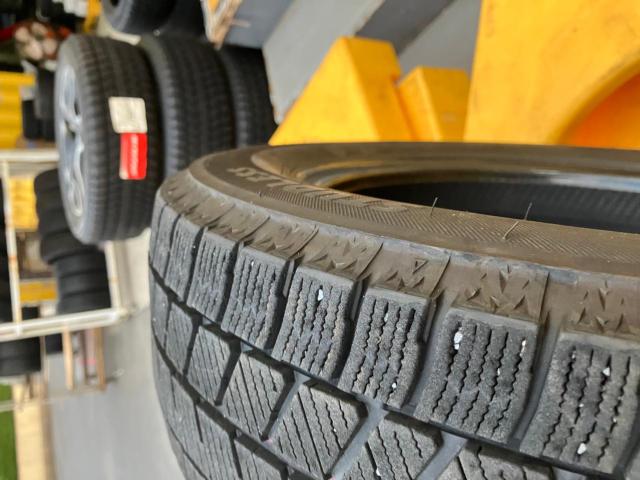 BRIDGESTONE BLIZZAK
VRX3