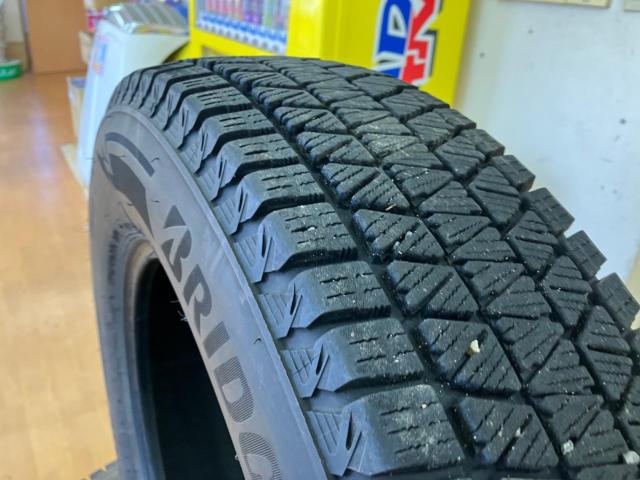 BRIDGESTONE BLIZZAK
DM-V3