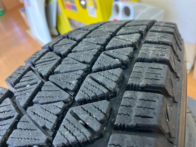 BRIDGESTONE BLIZZAK
DM-V3