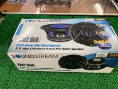 SoundstreamM2.650
6.5 inches
2-way
250W
Pro Audio Midrange Speakers