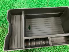 メーカー不明 コンソールトレイ【60RAV4】