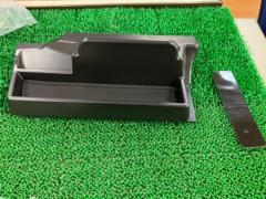 メーカー不明 ダッシュボードトレイ【90ヴォクシー】