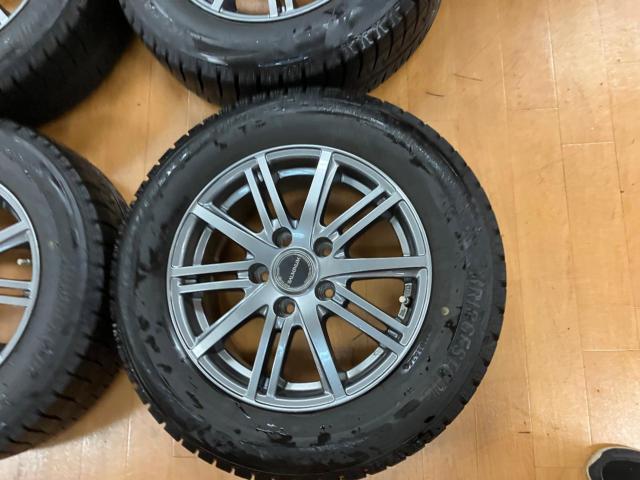 BRIDGESTONE (Bridgestone)
BR10
+
BRIDGESTONE (Bridgestone)
ICEPARTNER 2
