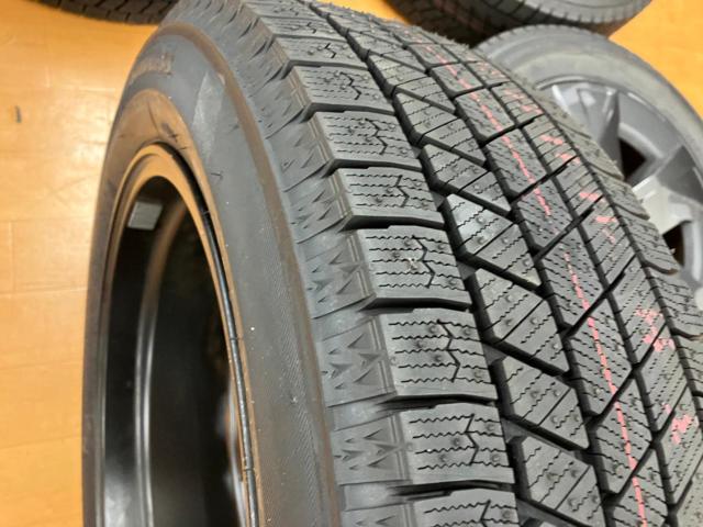 トヨタ純正(TOYOTA)  60系プリウス Uグレード純正ホイール  + BRIDGESTONE(ブリヂストン) 【2024年製特価】 VRX3