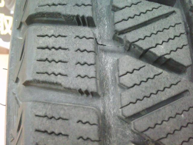 BRIDGESTONE BLIZZAK DM-V3