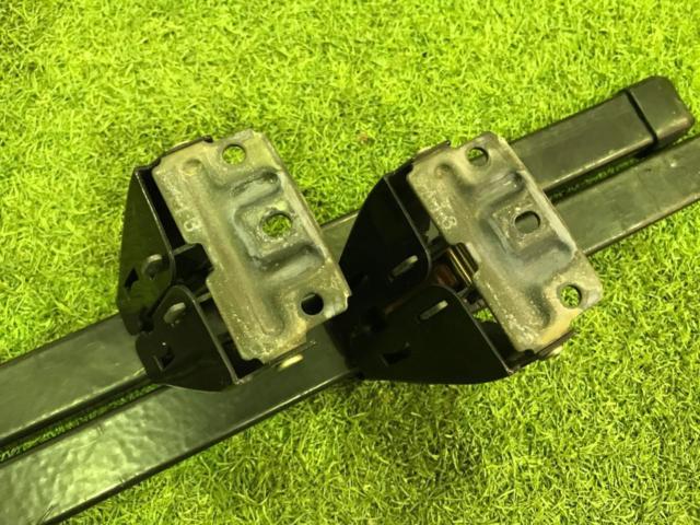 TERZO
Based carrier
X-TRAIL / T32
For roof rail without car