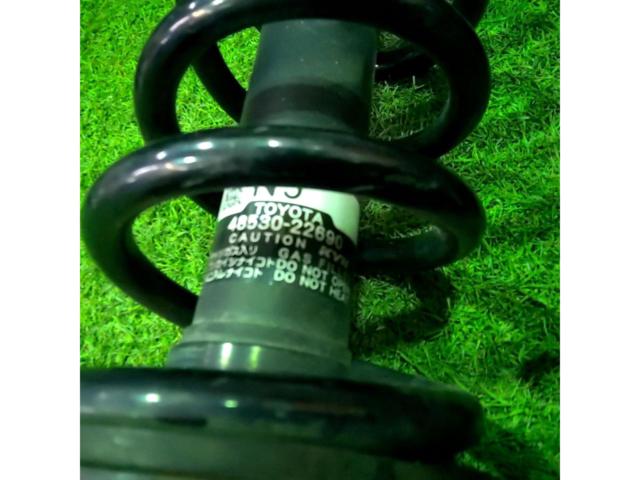 トヨタ純正 マークX/GRX130系 純正サスペンションキット