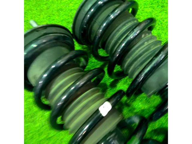 トヨタ純正 マークX/GRX130系 純正サスペンションキット