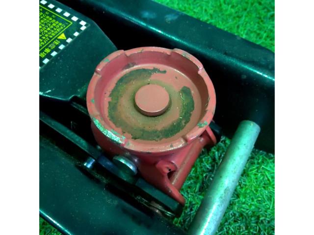 カワセ 2tローダウンフロアジャッキ