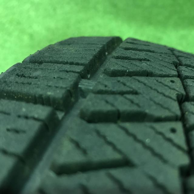 BRIDGESTONE BLIZZAK VRX2 175/60R16 2022年製