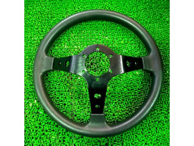 NRG Innovations 3本スポークステアリング 350mm