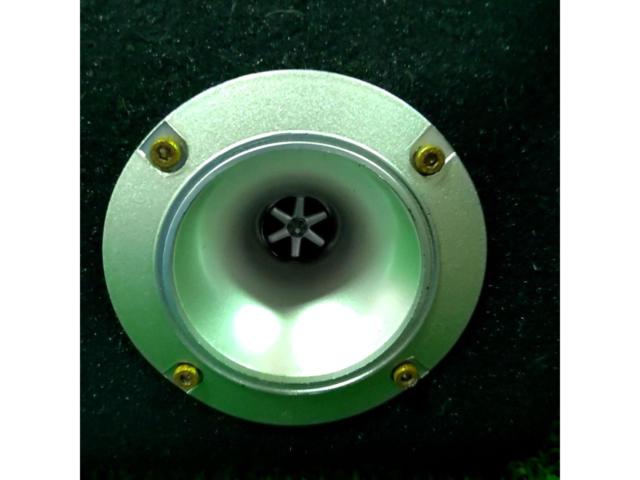 BLC 車載用ボックススピーカー