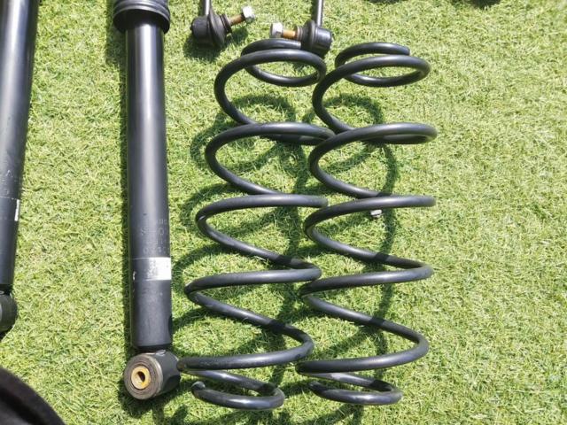 【ホンダ純正】GE8 フィット 純正 サスペンション