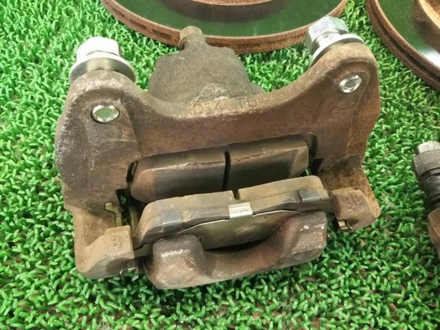 Daihatsu genuine
Copen
L880K
Genuine
Front caliper
+
Front rotor