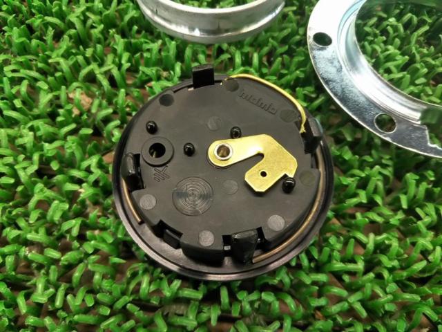 MOMO MOD.07 350 レザー