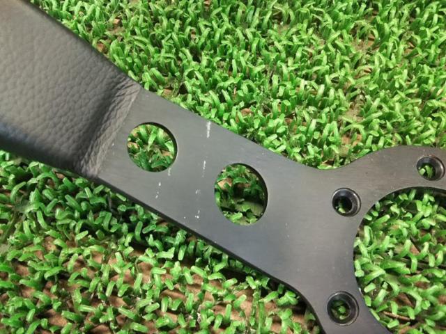 MOMO MOD.07 350 レザー