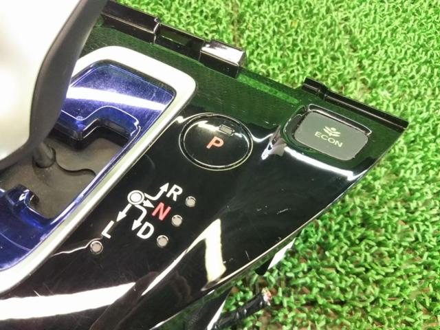 ホンダ GP7 フリードハイブリッド純正シフト