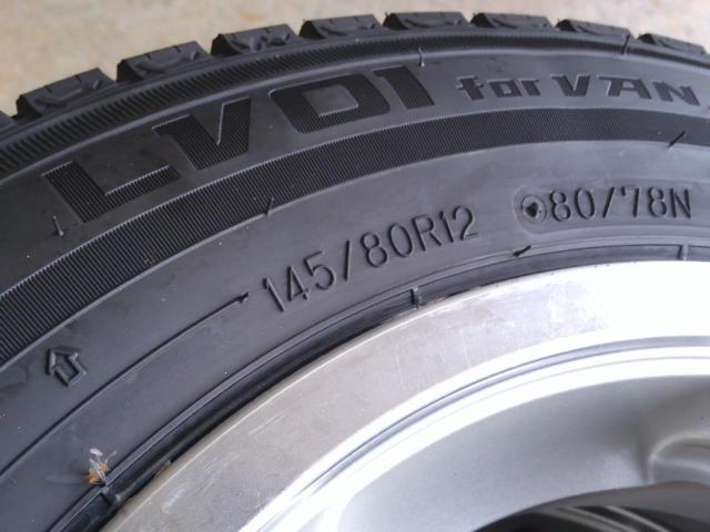 BRIDGESTONE(ブリヂストン) Citta(シッタ) NC6  + DUNLOP(ダンロップ) DWINTERMAXX  LV01
