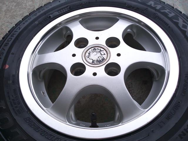 BRIDGESTONE(ブリヂストン) Citta(シッタ) NC6  + DUNLOP(ダンロップ) DWINTERMAXX  LV01