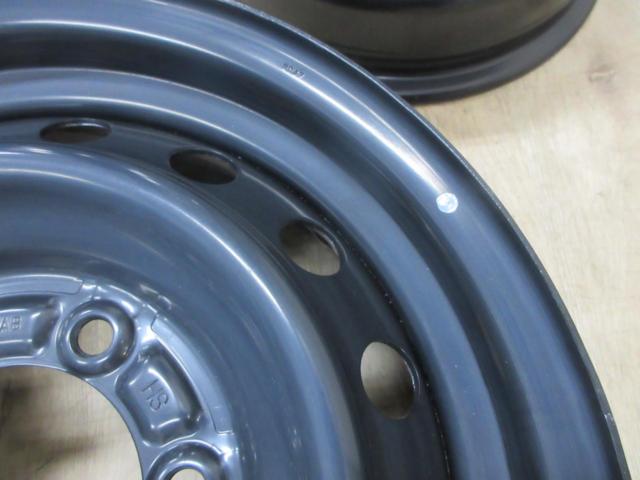 【トヨタ純正】 ハイエース 純正スチールホイール